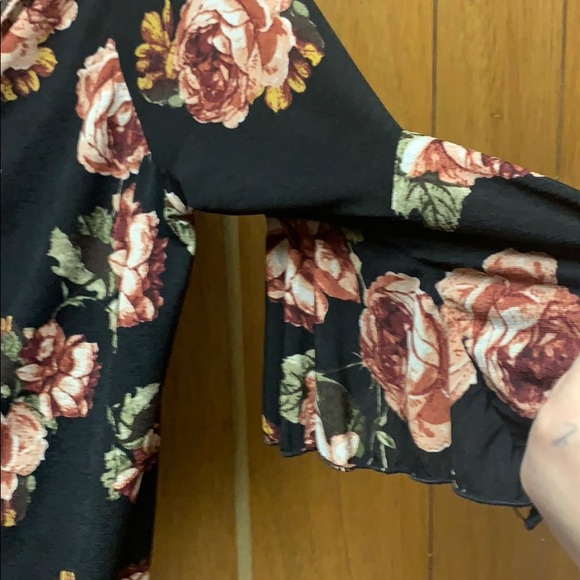 Woman’s 2x blouse - Picture 5 of 5